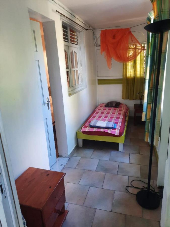 Le Jardin De Massieux Apartment Bouillante Exterior foto